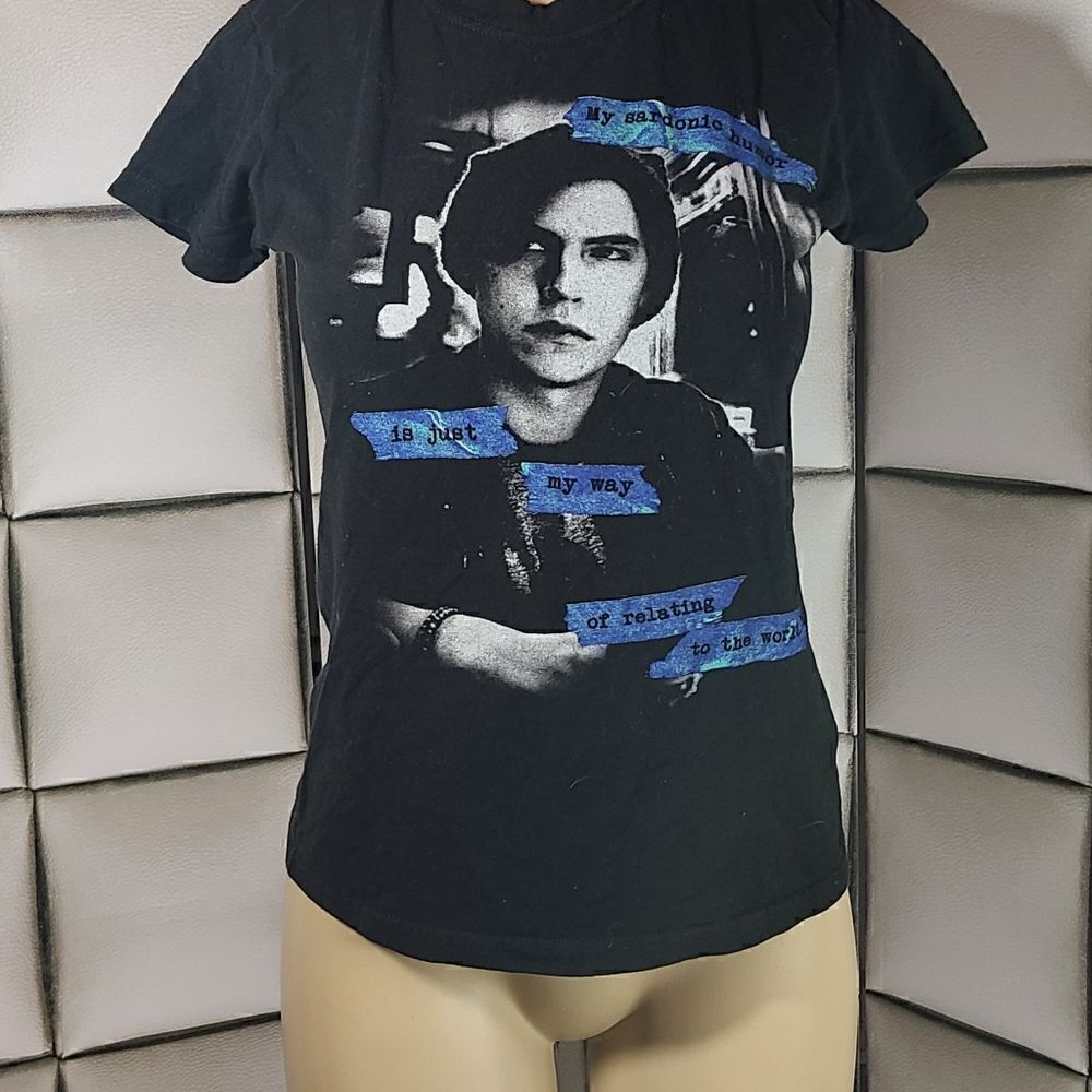 Riverdale tshirt   - Picture 2 of 4